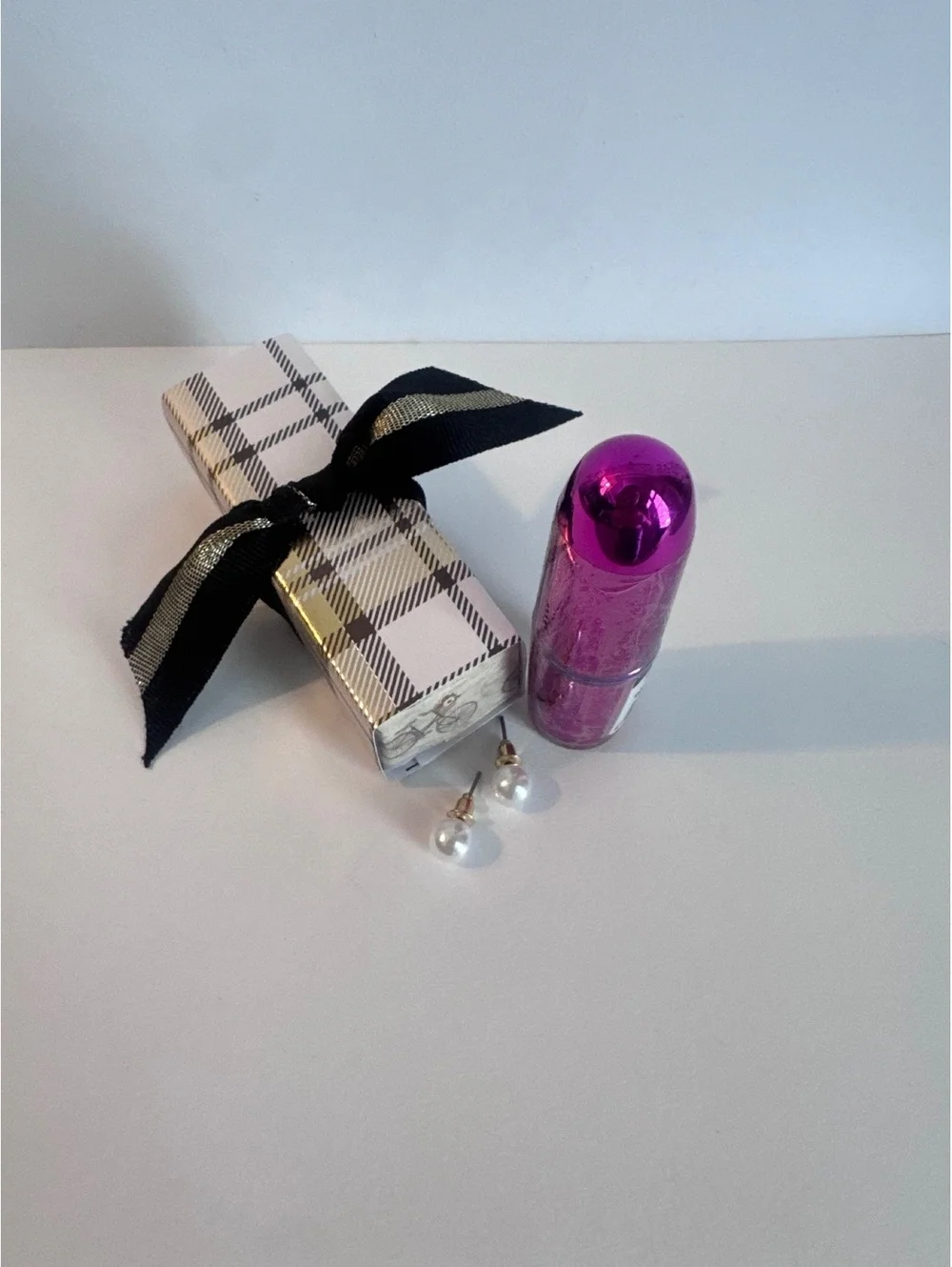 Gift Kit! Revolution Lipstick with Pearl Stud Earrings
